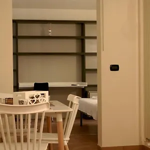 Blu And Appartement Bari